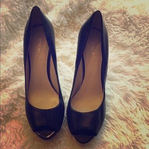 Nine West Peep Toe Leather Platform Shoes👠